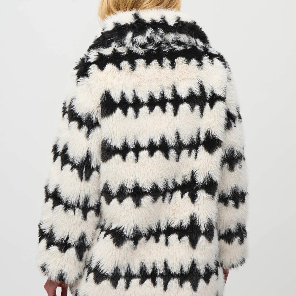 Joseph Ribkoff Jacket - Picture 4 of 8